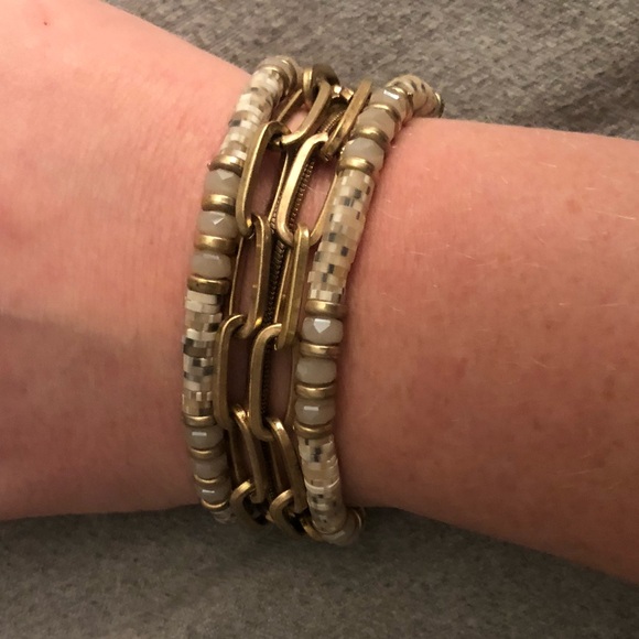 STUNNING STAND OUT LAYERED BRACELET - Picture 2 of 7